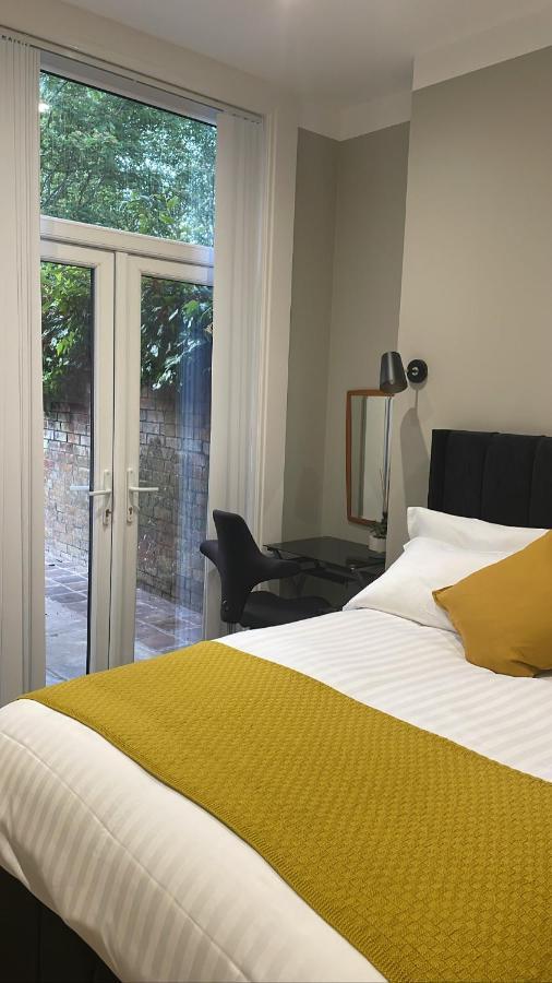 Citygo Apartments Queens Белфаст Екстериор снимка